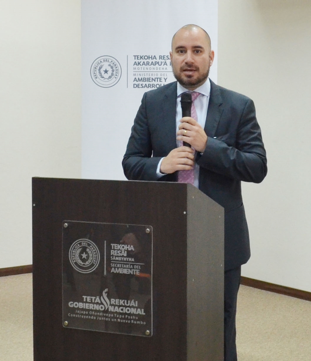 El Ministerio del Ambiente y Desarrollo Sostenible recibe a Ariel Oviedo como su ministro