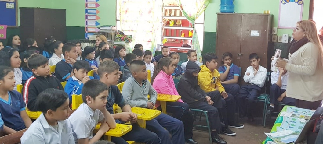 Luque: Capacitación sobre temas ambientales a alumnos de la escuela Santo Tomás