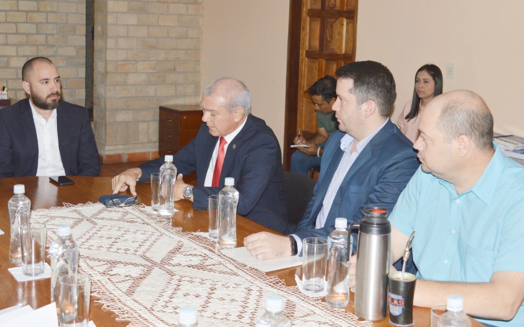 Ministro ordena fiscalización permanente de empresas de la cuenca del Caañabe