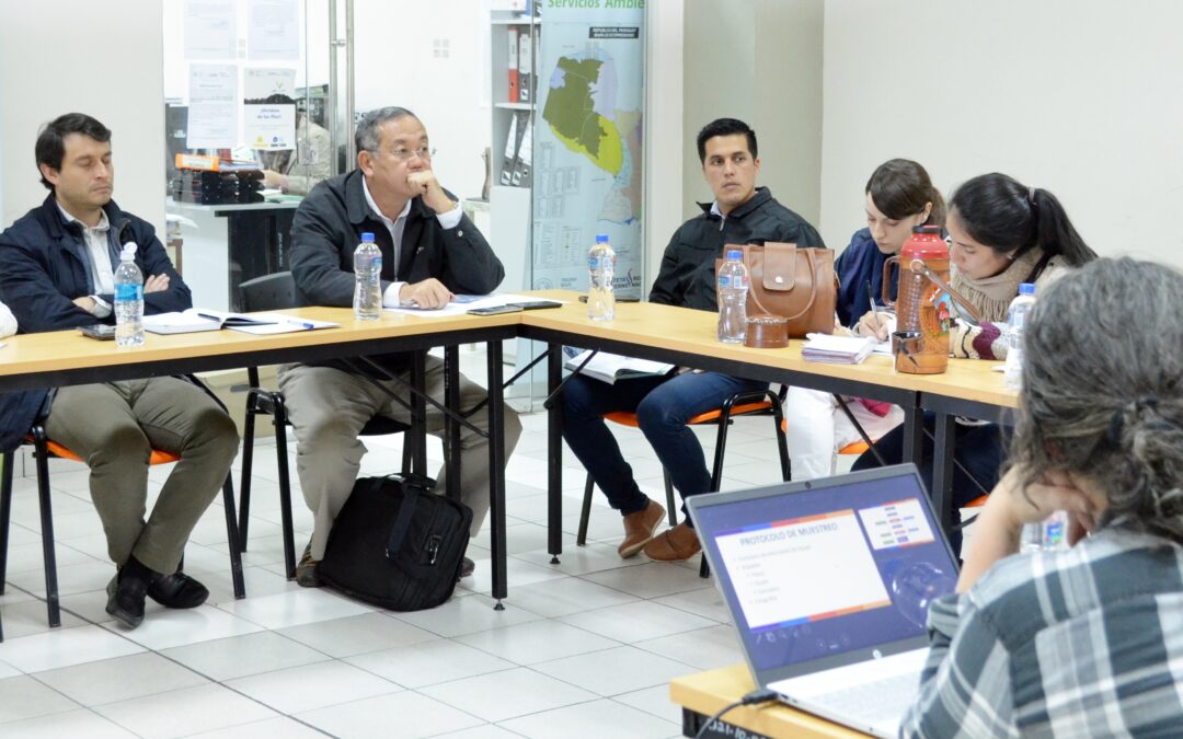 Muestreo de transformadores para identificar equipos contaminados con PCBs