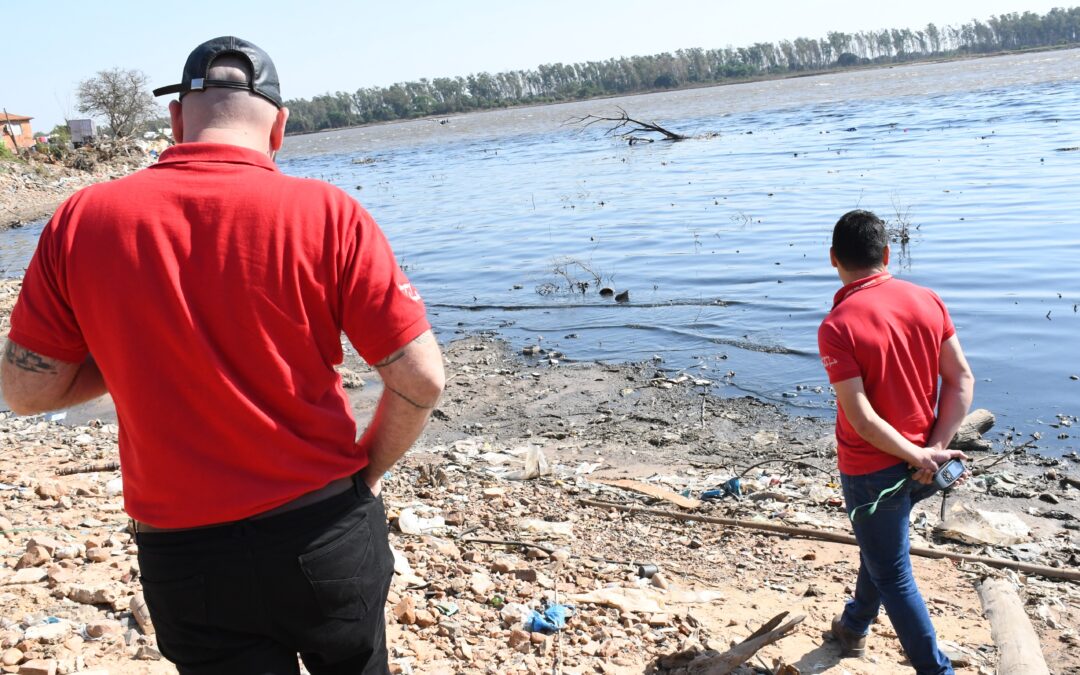 Aparición de peces muertos en Tablada Nueva puede deberse al exceso de basura y desechos en el Mburicaó