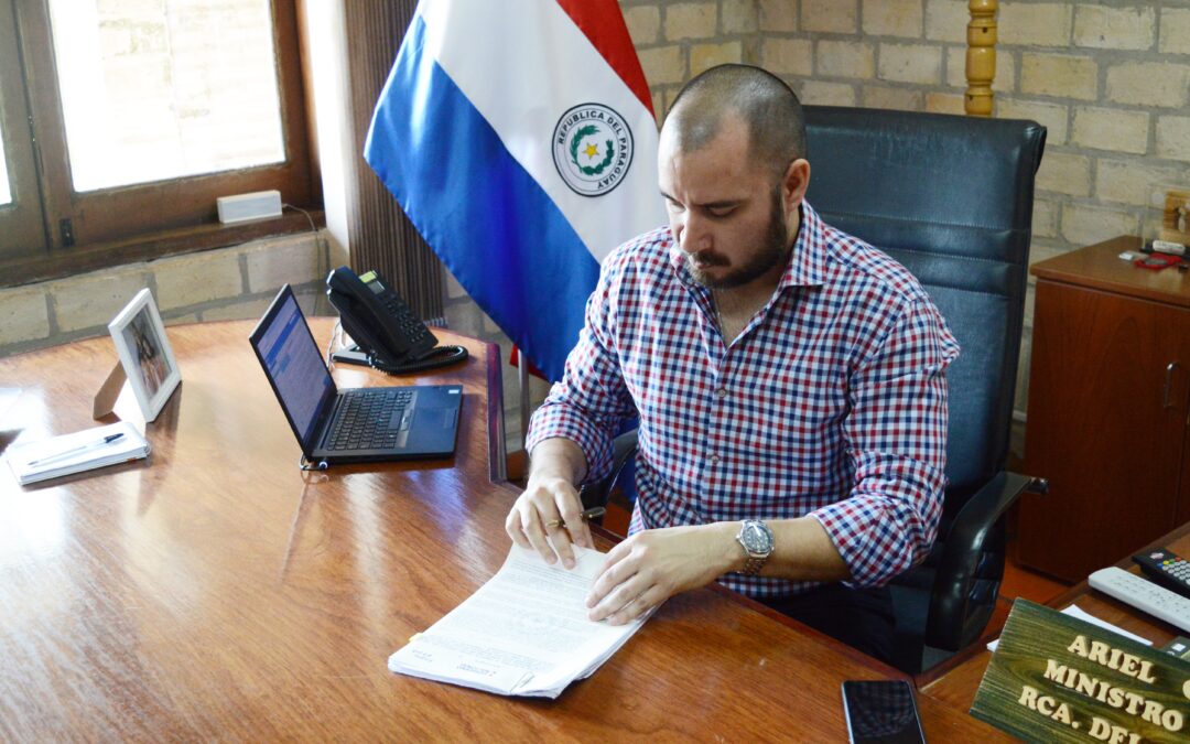 MADES reconoce al Comité de Gestión de Área Protegida propiedad del Ministerio de Defensa