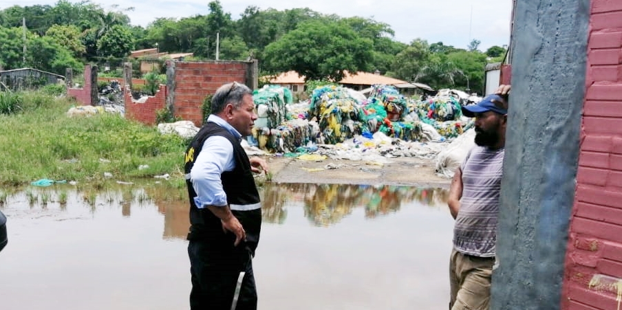 Contingencia Ambiental: Intervienen recicladora de polietileno en Mariano Roque Alonso