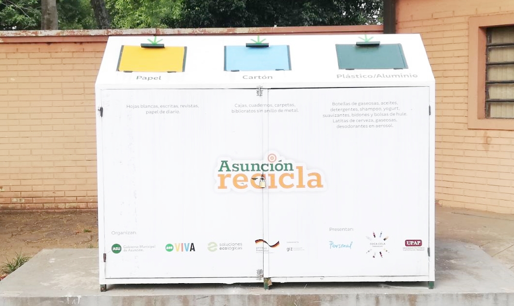 Instalan contenedor para separación de residuos frente al MADES