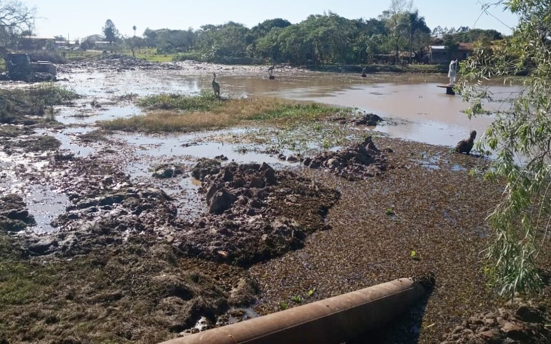 Misiones: Realizaban obras en una laguna de Santiago sin documentaciones ambientales