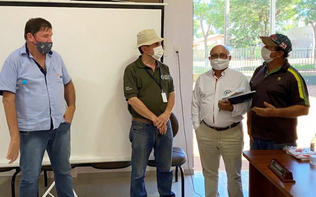 Visitan la localidad de Nueva Esperanza para la actualización de las NDC