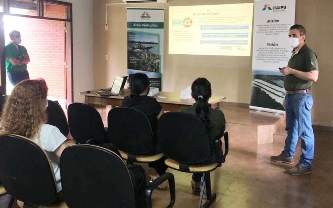 Reunión técnica entre técnicos de la DNCC y la Itaipú Binacional