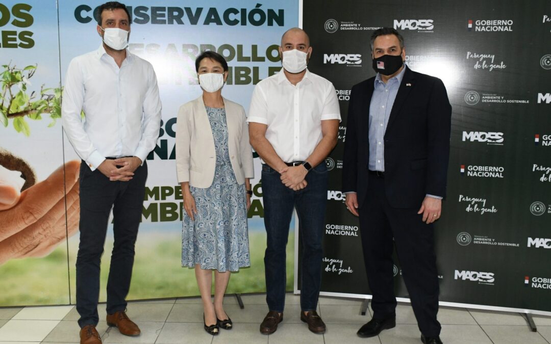 Embajadores conocieron el Centro de Información Ambiental del MADES