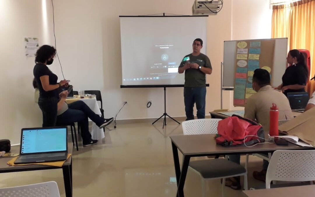 Fortalecen gestión de turismo sostenible en áreas protegidas