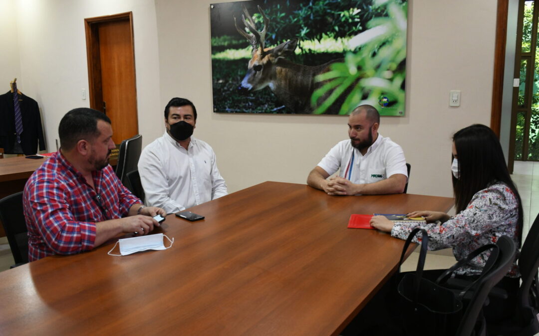 Visita del nuevo Director de Medio Ambiente de la EBY