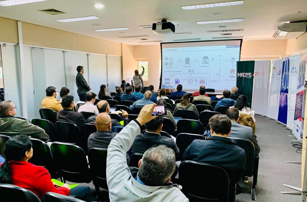 Paraguay avanza en la elaboración de su Plan Maestro de Movilidad Eléctrica