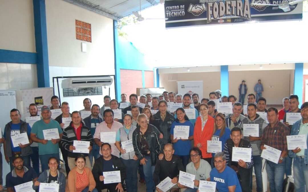 Técnicos en Refrigeración FODETRA fueron capacitados para la protección de la capa de ozono y el clima