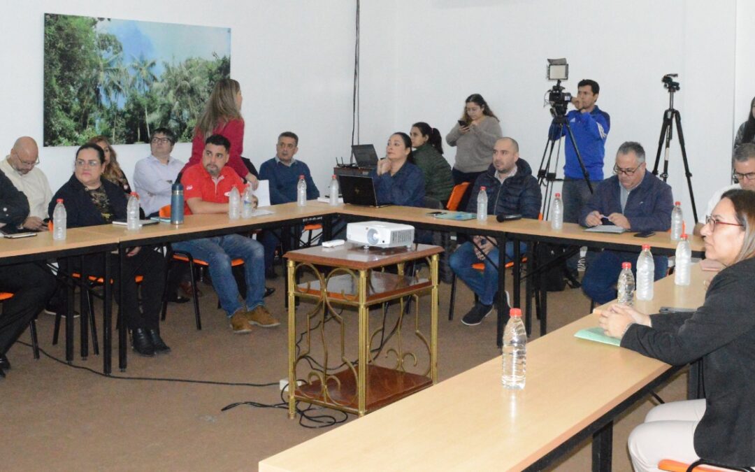 Logros en Cambio Climático: Capacitación en Adaptación a comunidades indígenas, avances en movilidad eléctrica