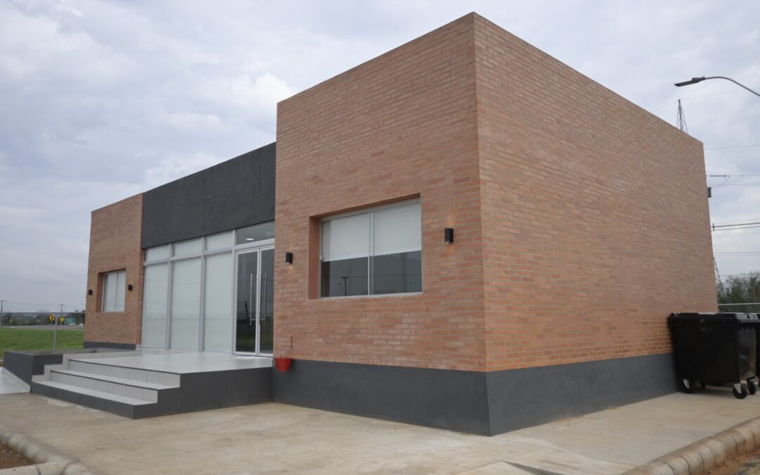 MADES recibe infraestructuras para el área de la Reserva del Lago Ypacaraí