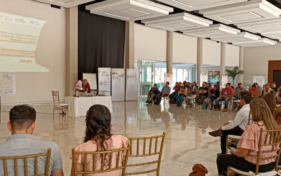 Continúa el “Curso de gestión ambiental y cambio climático para la planificación del desarrollo sostenible”