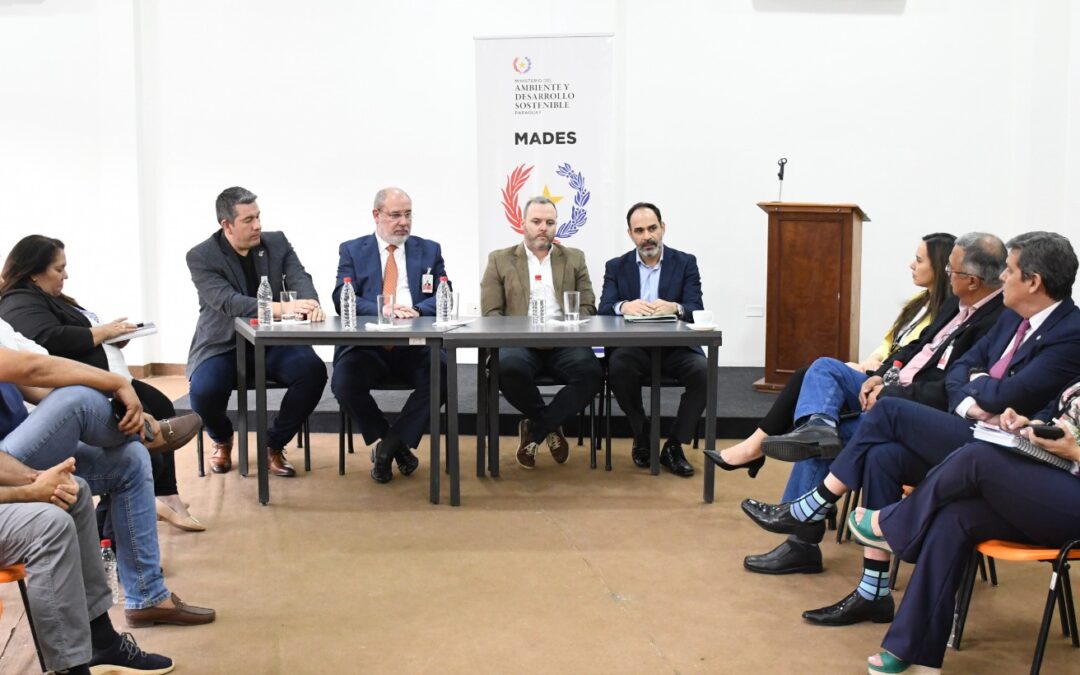 Reunión con el Director General de la Itaipu