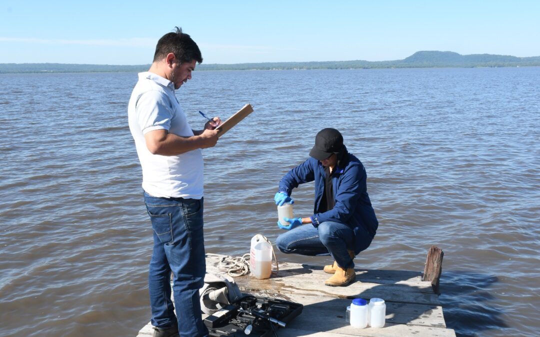 Mades inicia campaña de monitoreo de calidad de agua del Lago Ypacaraí