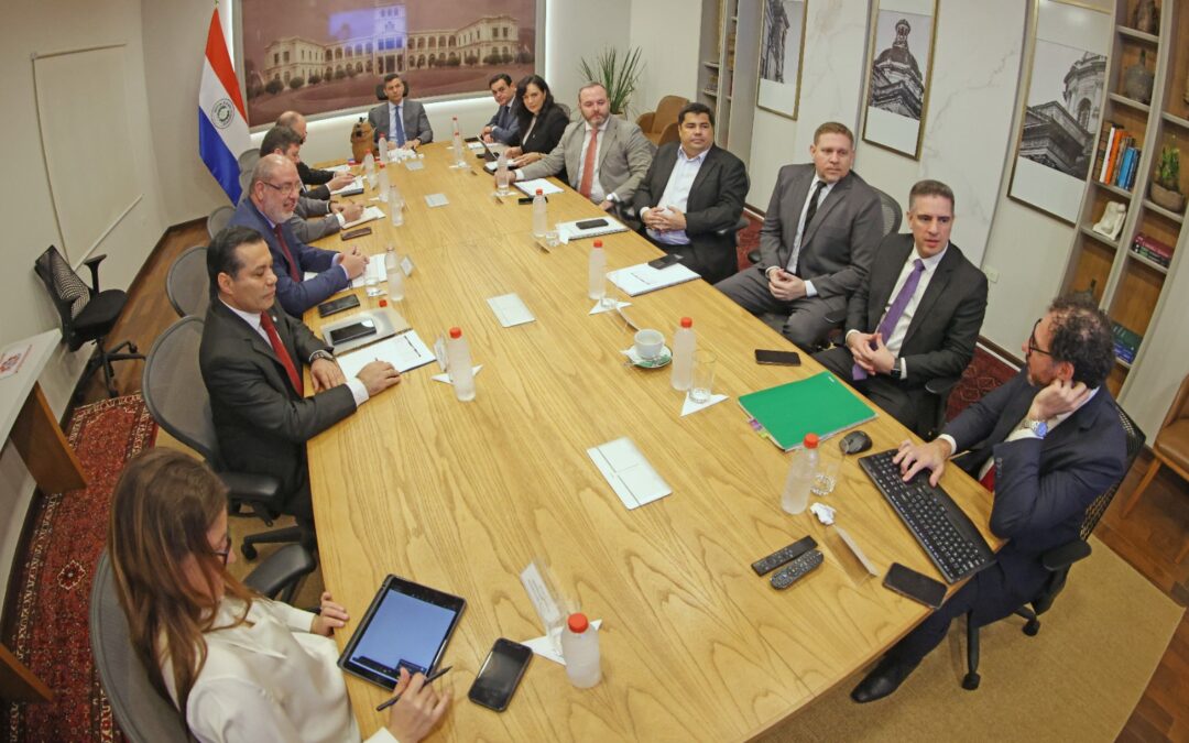 Titular del Mades participó de reunión de la Mesa Energética Nacional