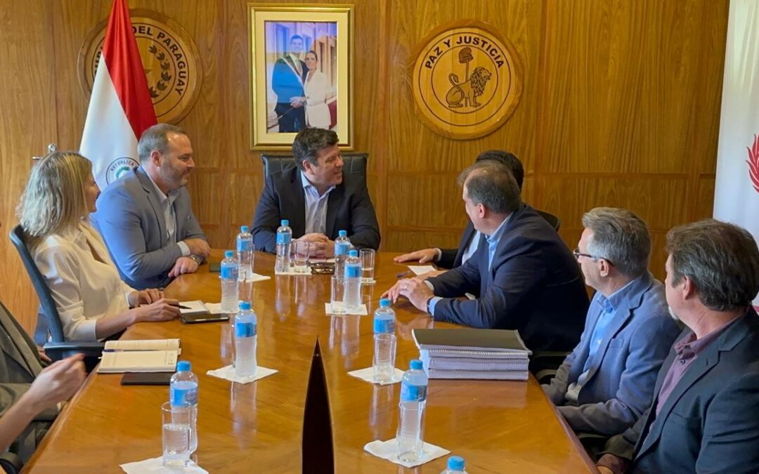 Analizan propuesta para mejorar la navegabilidad del Río Paraguay