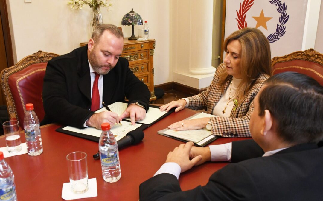 Mades obtiene el título de propiedad del Monumento Natural Cerro Chovoreca