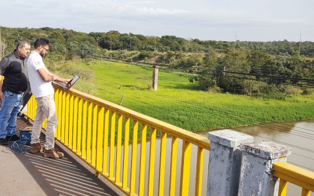 Mades realiza monitoreo de caudales en cinco cuencas del país