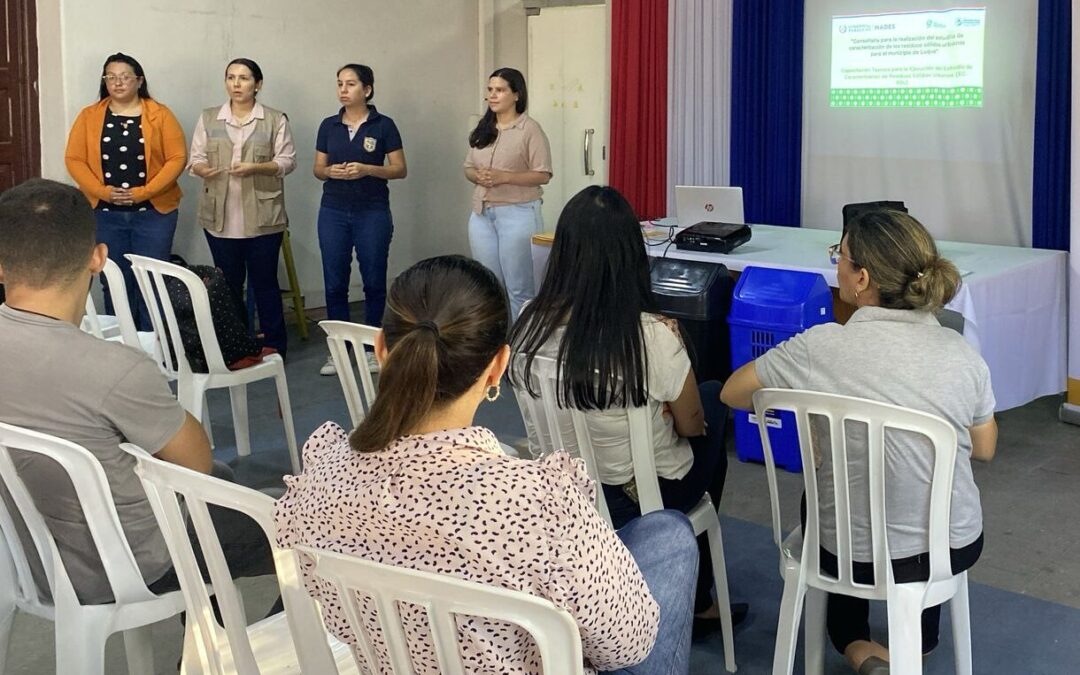 Capacitación en Luque para mejorar la gestión de residuos sólidos