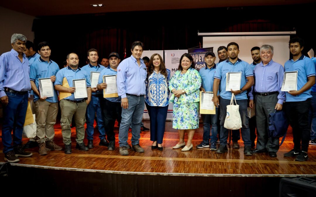 56 técnicos certificados en manejo de gases refrigerantes: fortaleciendo el sector RAC en Paraguay