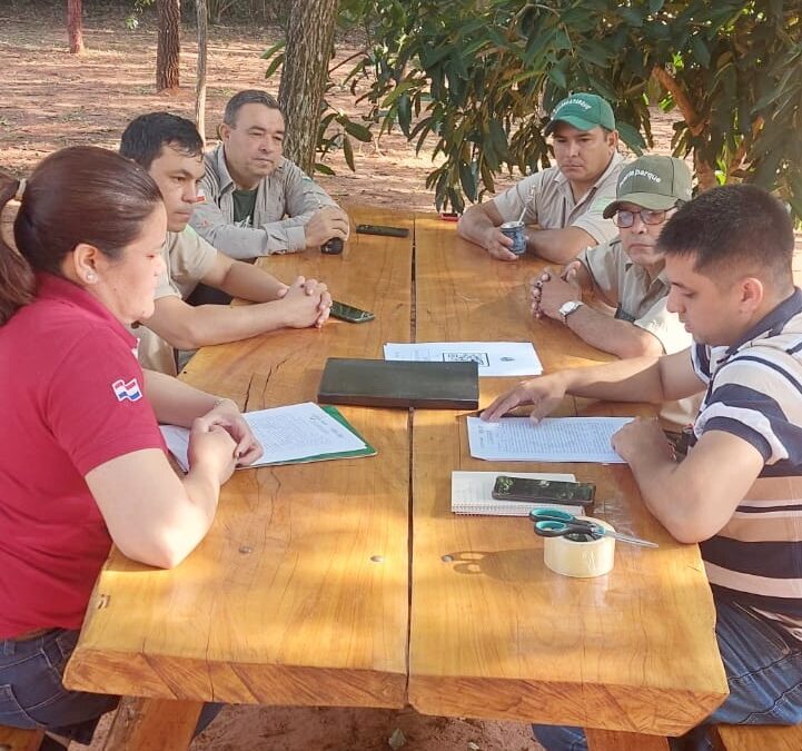 Alto Paraná: Técnicos del MADES fortalecen la transparencia y participación ciudadana