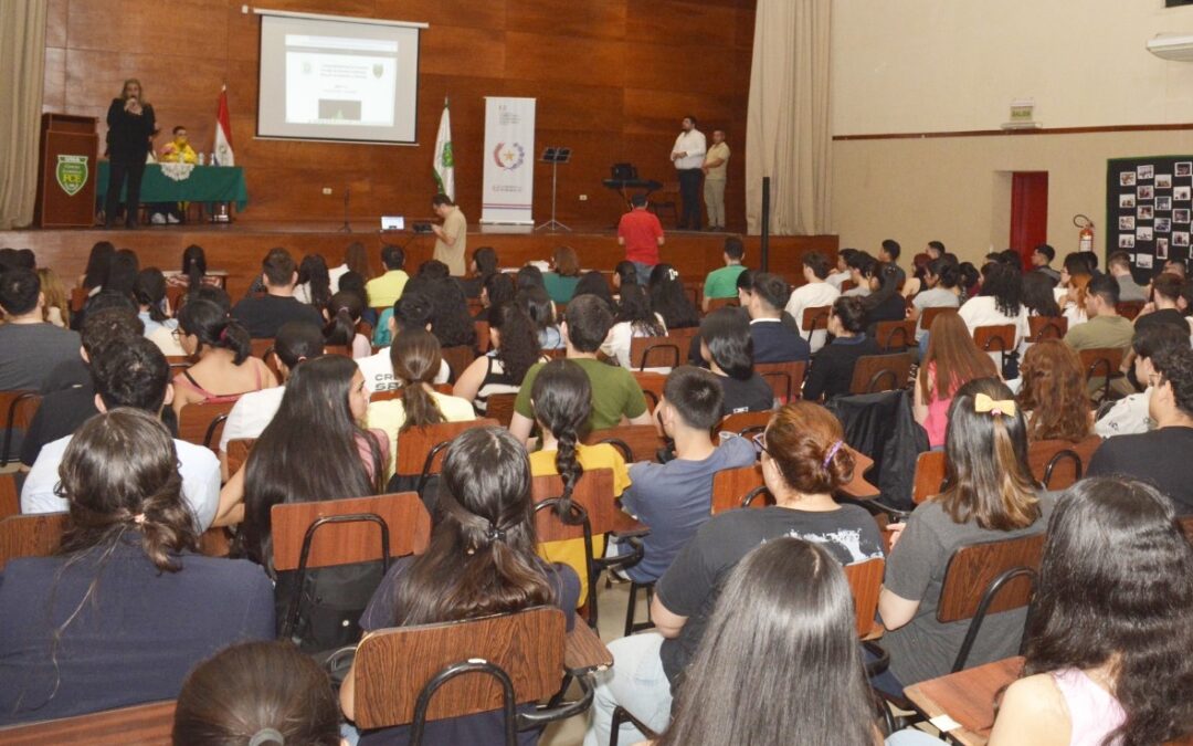 Educación Ambiental: MADES impartió charla en el marco de proyecto de extensión universitaria de la UNA
