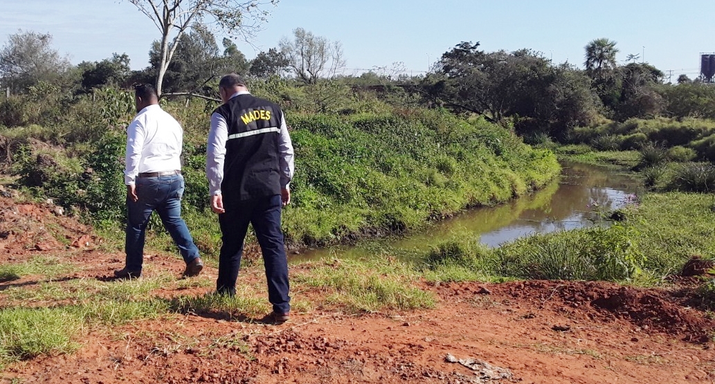 Trabajos sin licencia ambiental y posible alteración de un cauce hídrico