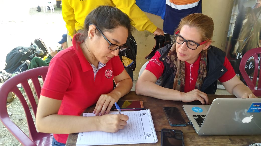 Acompañan a miembros de la sociedad civil para recolectar información sobre biodiversidad dañada