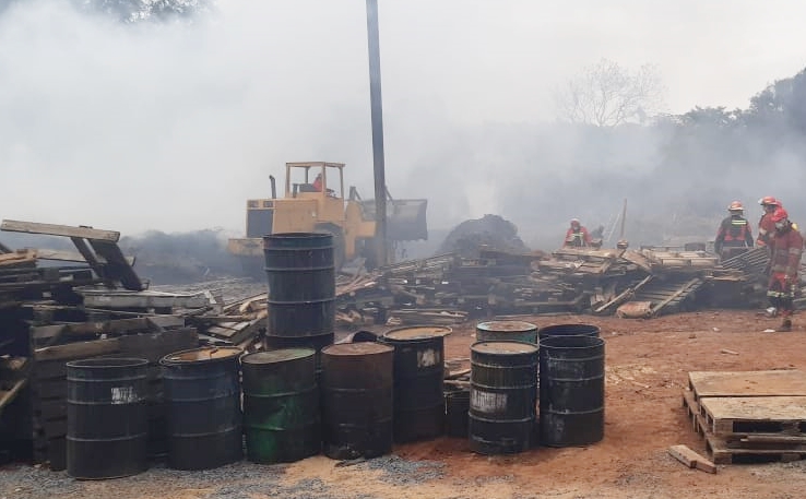 MADES verificó las instalaciones de la recicladora siniestrada en Capiatá