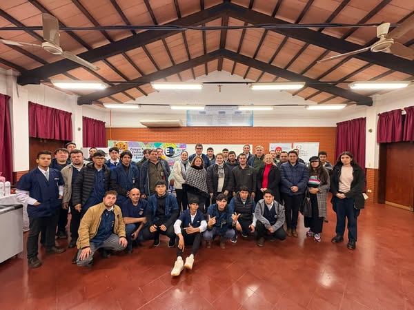 Estudiantes del área de refrigeración reciben impulso con tecnología y conocimiento de vanguardia