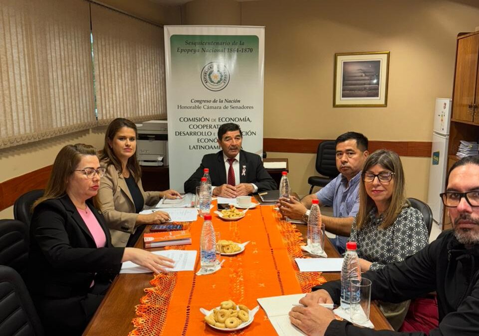 MADES y la Cámara de Senadores realizan análisis técnico sobre cría especies exóticas