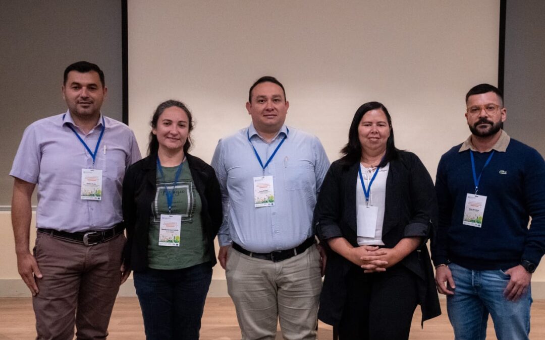 Fortalecen capacidades para la conservación de insectos polinizadores