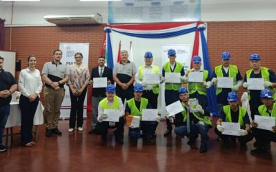 Estudiantes fueron capacitados en manejo seguro de refrigerantes y buenas prácticas ambientales