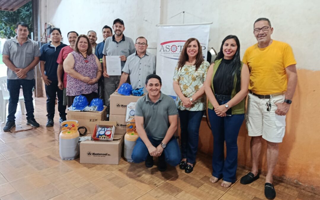 MADES fortalece al sector de refrigeración con entrega de equipos a técnicos del Alto Paraná