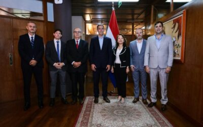 Presentan innovación y desarrollo de tecnología para el agro en Paraguay