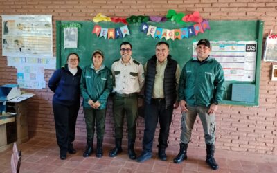 Guardaparques del Parque Nacional Caazapá fortalecen la educación ambiental en Tava’i